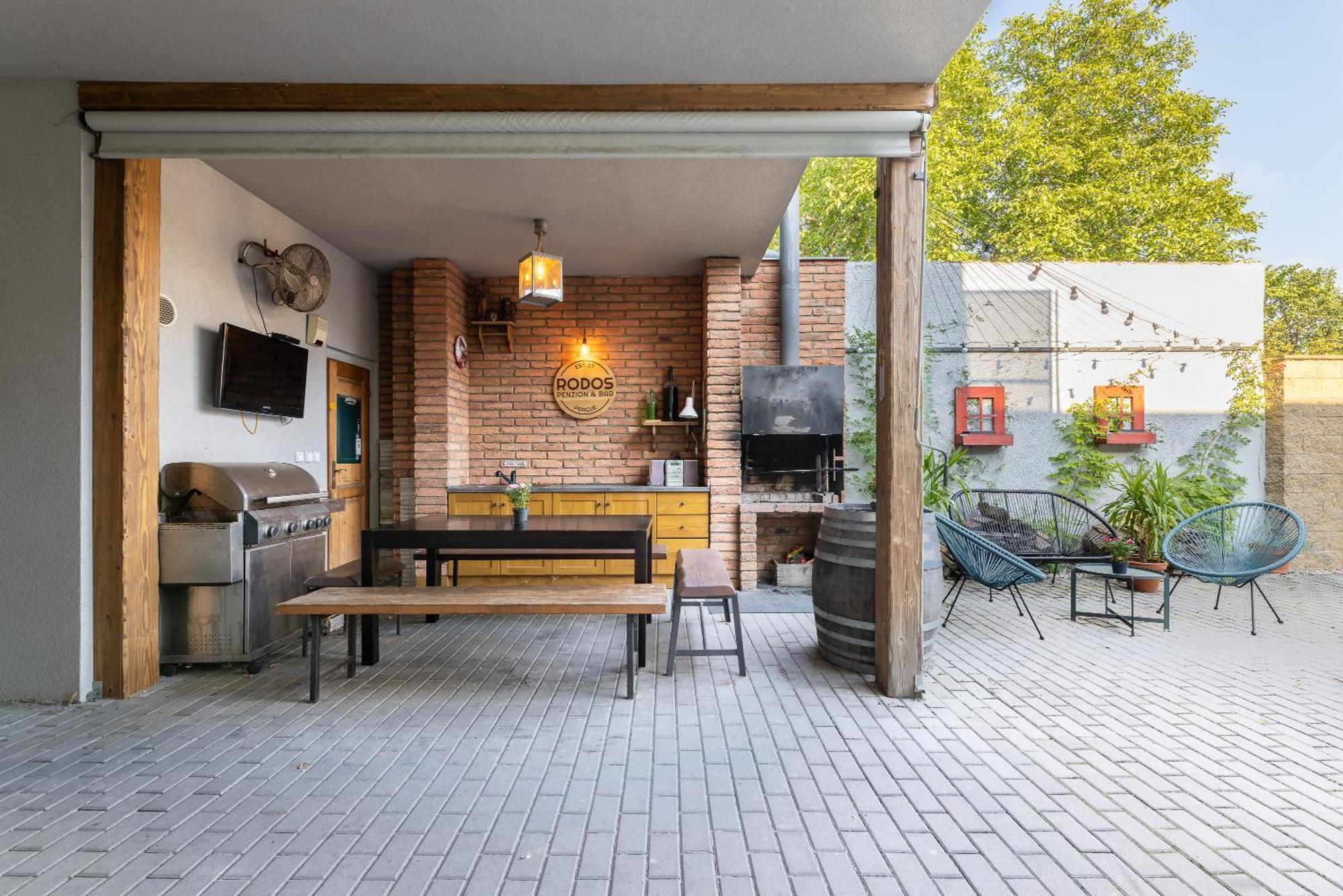 Penzion Rodos - Cafe Prag Exteriör bild